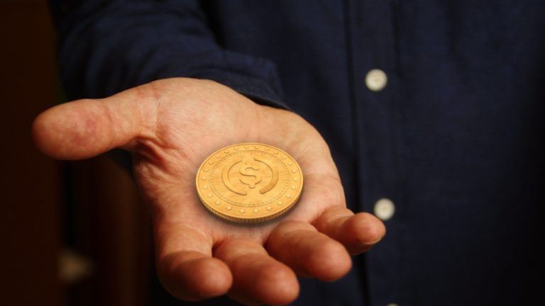 중국, 달러 지배력에 도전하기 위해 위안화 기반 스테이블코인 주목